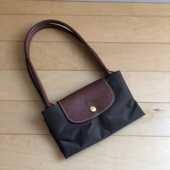 Longchamp Handbags - NWOT Longchamp Le Pliage Nylon Shoulder Bag Tote